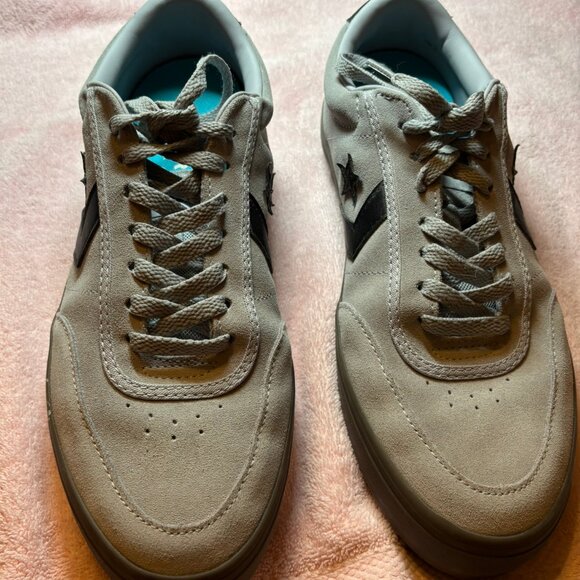 Converse Courtland OX Shoes - Picture 1 of 8